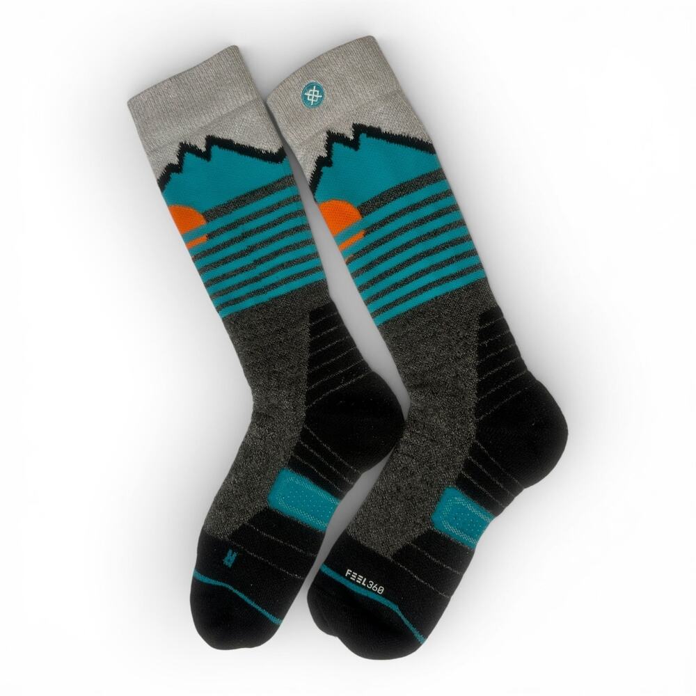 Stance Mens Dawn Patrol Ski Socks size Medium - Blue Mountain Scene & Stripe